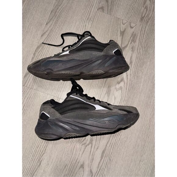 Yeezy boost Vanta V2 - Picture 1 of 3